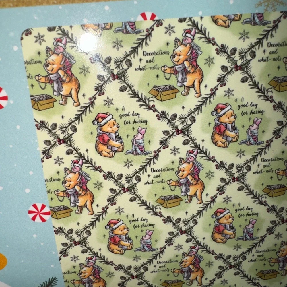Disney Winnie the Pooh Holiday Plush Throw Blanket